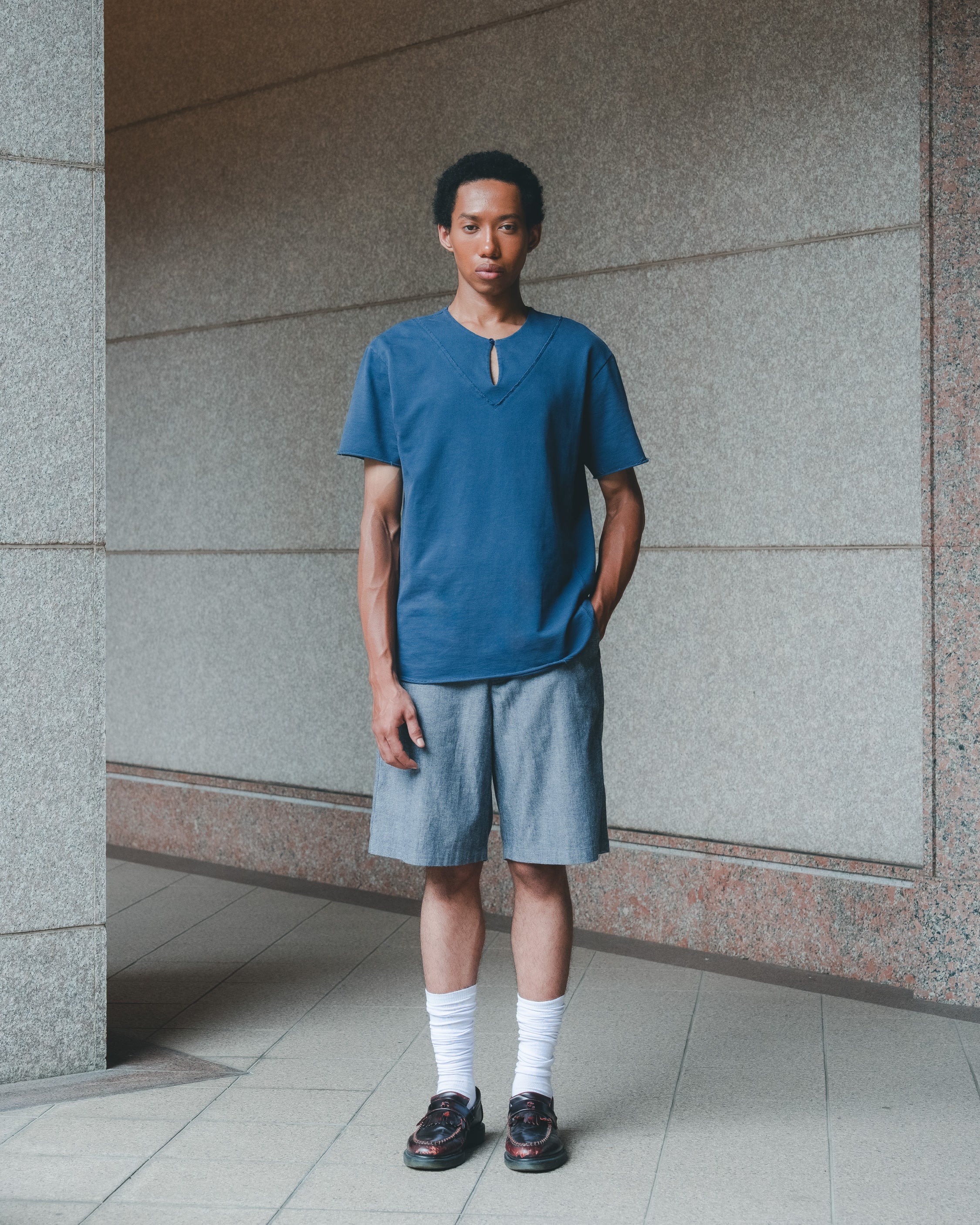 SAMBASHI - PreDye Cotton V-Neck Lucas French Terry