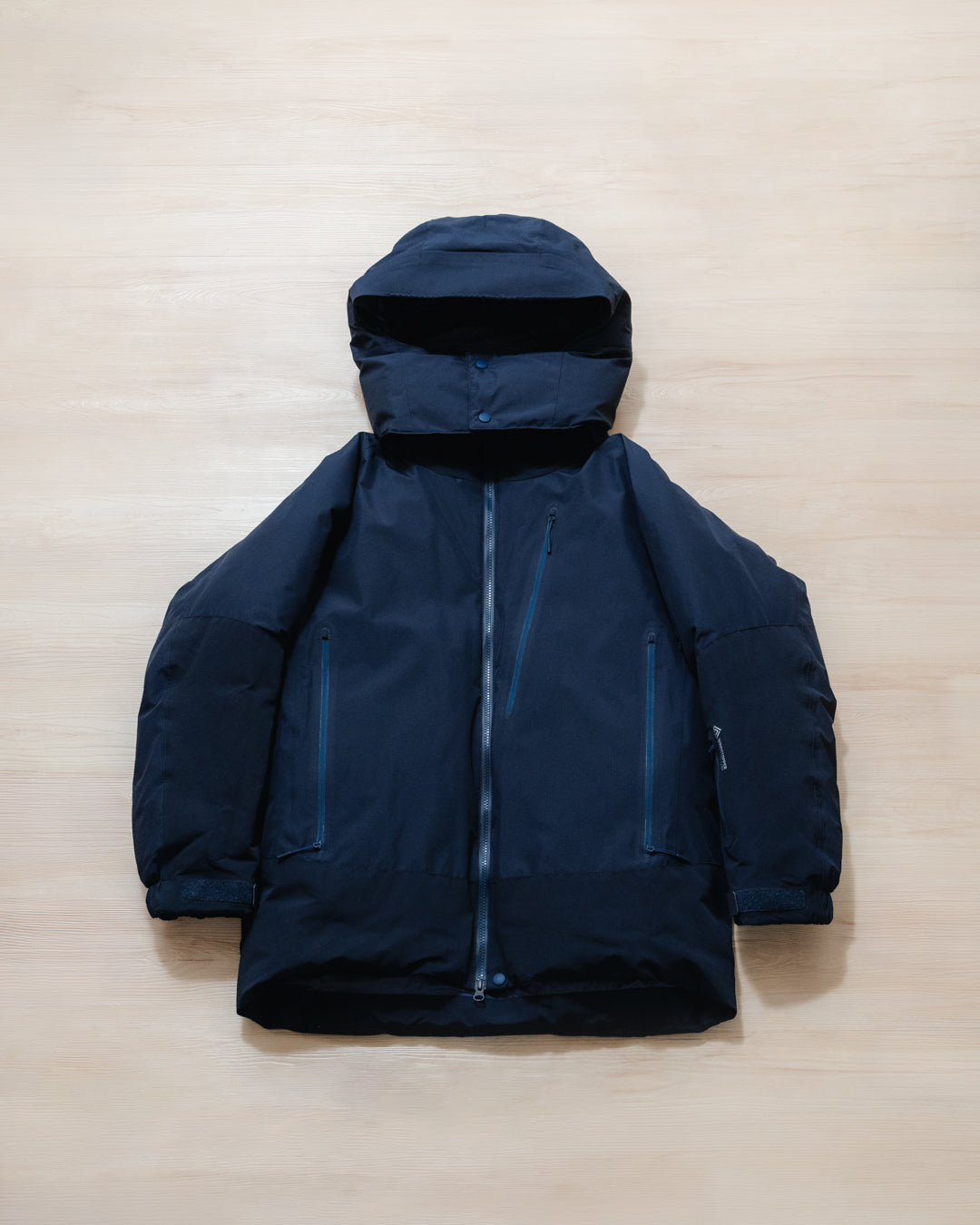 DAIWA LIFE STYLE - 091 Expedition Down Parka Gore-Tex