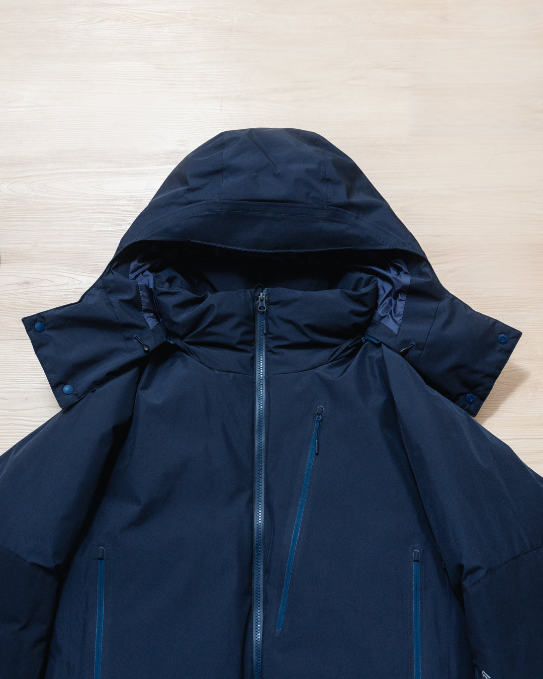 DAIWA LIFE STYLE - 091 Expedition Down Parka Gore-Tex