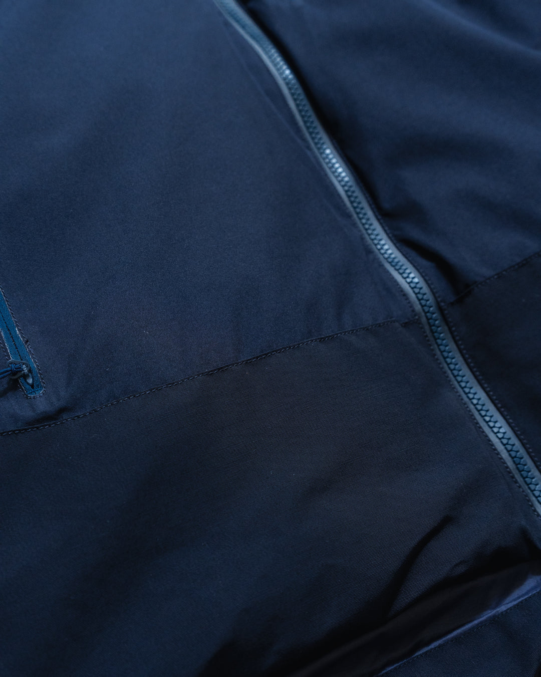 DAIWA LIFE STYLE - 091 Expedition Down Parka Gore-Tex