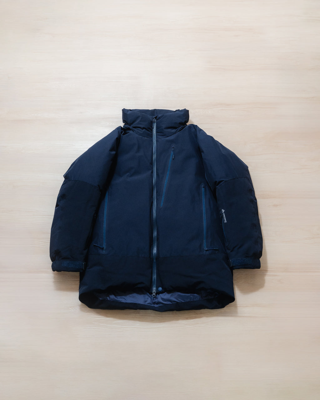 DAIWA LIFE STYLE - 091 Expedition Down Parka Gore-Tex