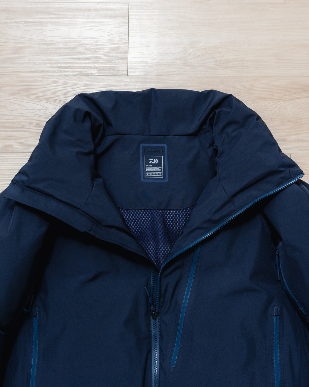 DAIWA LIFE STYLE - 091 Expedition Down Parka Gore-Tex